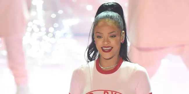 Rihanna: Bukan Salahku Kalau Semua Hubunganku Yang Gagal