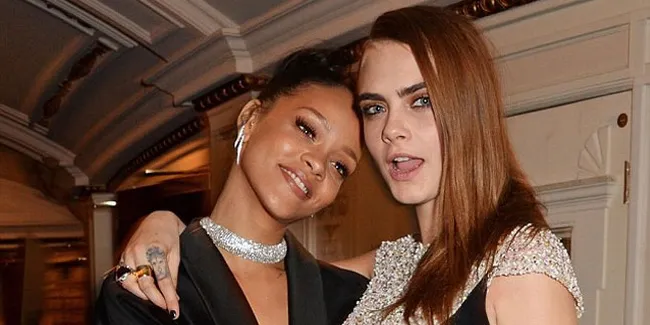 Rihanna Cerita Persahabatannya Dengan Cara Delevingne