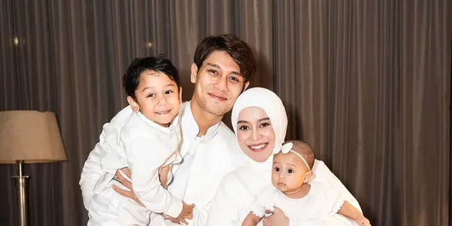 Rizky Billar Bandingkan Fotonya dengan Leisha, Jadi Bukti Sang Putri Lebih Mirip Dirinya