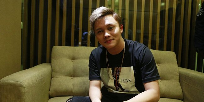 Rizky Febian, Senang Dapat Tantangan Menyanyikan Tembang 'Lagi Syantik'