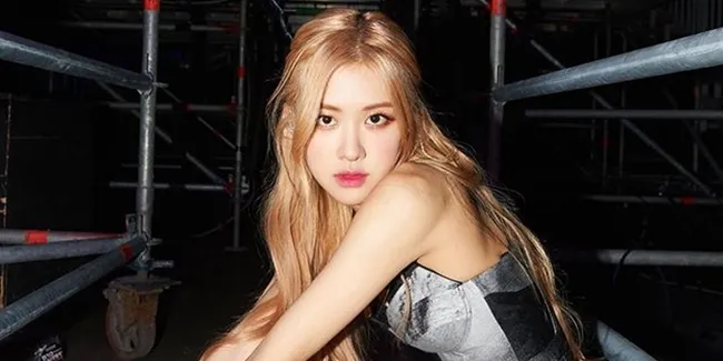 Rose BLACKPINK Ubah Profile Akun Instagram, Beri Isyarat Debut Solo?