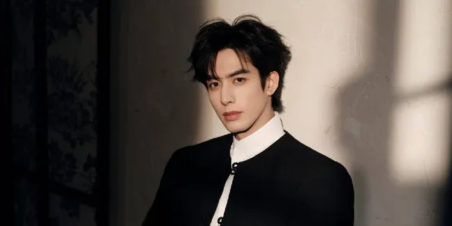 Rumor Liar Beredar, Zhao Lusi dan Song Weilong Bakal Dipasangkan di Project Drama Terbaru