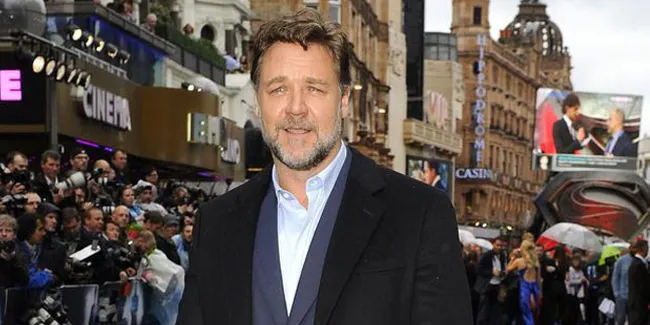 Russell Crowe Dapat Penghargaan di Italia