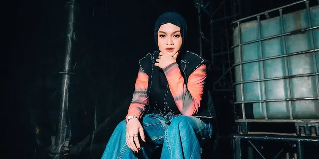 Salma Salsabil Usung Genre Pop Ballad Modern dengan Sentuhan R&B Ringan di Lagu Hatchu!!
