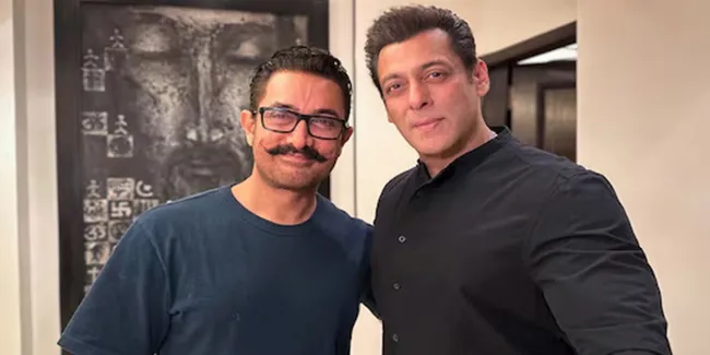 Salman Khan dan Aamir Khan Bakal Reuni di ANDAZ APNA APNA 2?