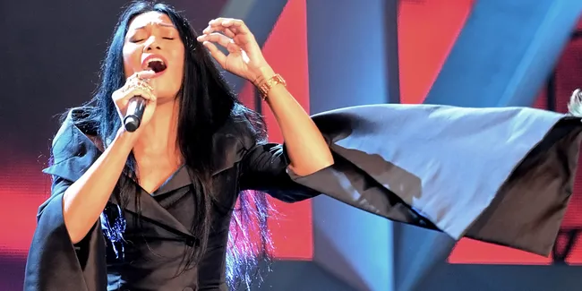 Salut! Anggun Dipilih Langsung Menjadi Juri 'Miss France 2016'