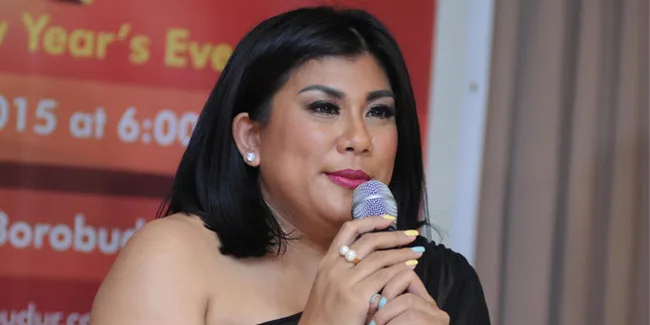 Sambut Tahun 2016, Regina Idol Ingin Segera Menikah
