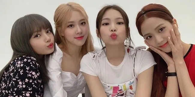 Sampai di Jakarta, Lucunya Para Member BLACKPINK Main Game Ini di Instagram