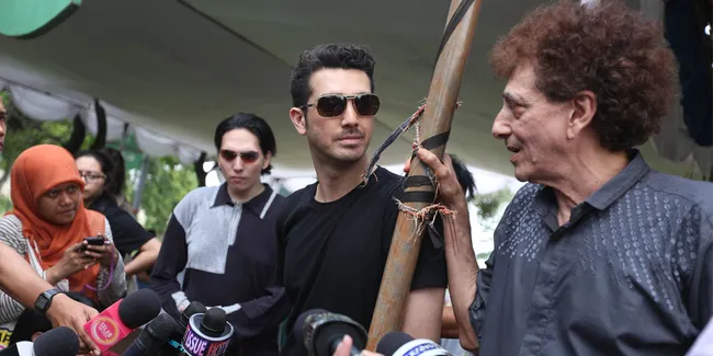 Sebelum Nenek Meninggal, Fachri Albar Dapat Izin Pakai Nama Syech