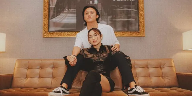 Sebelum Resmi Dirilis, Mahalini Minta Rizky Febian Mendengarkan Lagu-Lagu di Album 'Fabula'