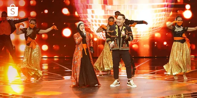 Sederet Artis Tanah Air Sukses Bikin Panggung Shopee Hari Belanja Konsumen TV Show Malam Ini Pecah