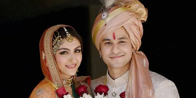 Selamat! Dua Tahun Menikah, Soha Ali Khan Hamil Anak Pertama