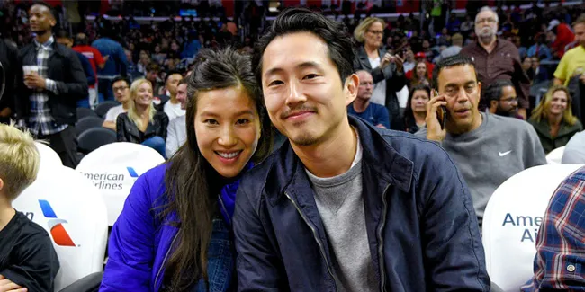 Selamat! Steven Yeun 'Glenn TWD' Nikahi Kekasih Cantiknya