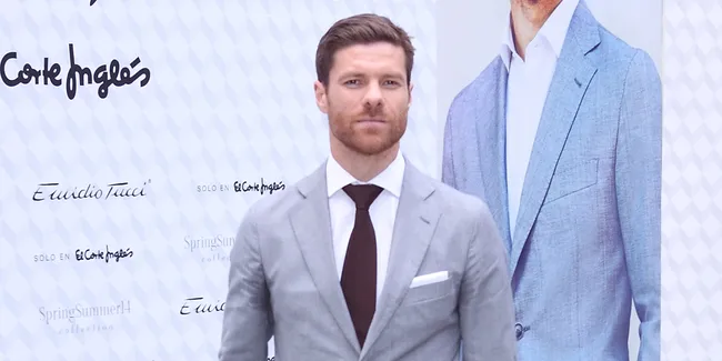 Selamat! Xabi Alonso dan Istri Rayakan Anniversary Pernikahan