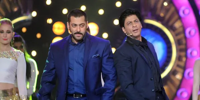 Seleb India Terkaya 2018 Salman Khan No 1 Shahrukh Khan Terlempar Dari 10 Besar Kapanlagi Com<script async src=