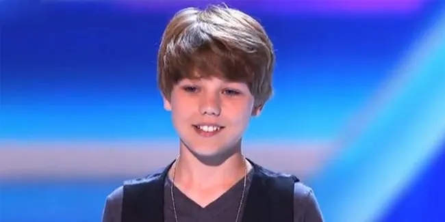 Sempat Dihentikan Simon Cowell, Remaja Ini Tampil Memukau Setelah Ganti Lagu