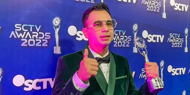 Sempat Khawatir Batal Lagi, Raffi Ahmad Minta Doa Kelancaran Naik Haji Tahun Ini