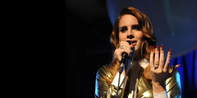 Sempat Putus Asa, Lana Del Rey Akhirnya Umumkan Album Baru