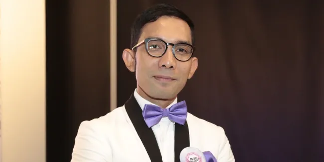 Sering Interview Idol K-Pop, Indra Herlambang Ungkap Keramahan Para Member EXO Terutama Chen