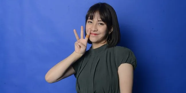 Setelah Jadi Adik Dilan dan Kakak di 'KELUARGA CEMARA', Zara JKT48 Ingin Peran Utama