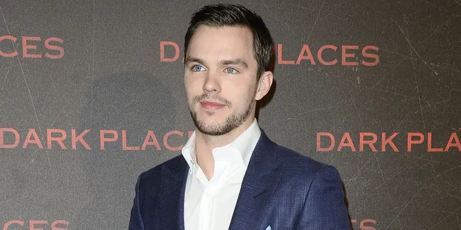 Si Ganteng Nicholas Hoult Jadi Psikopat di 'KILL YOUR FRIENDS'