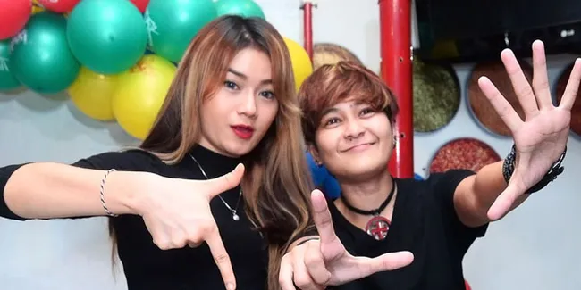 Sibuk Main Film, Akting Jadi Profesi Baru The Virgin?