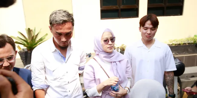 Singgung Kepatuhan Istri Pada Suami, Gunawan Dwi Cahyo Sindir Okie Agustina?