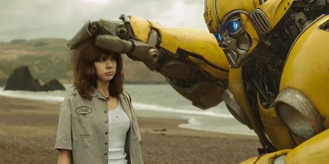 Sinopsis Film 'BUMBLEBEE', Kala Autobots Amnesia dan Berteman Dengan Gadis Cantik