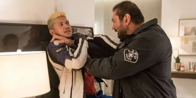 Sinopsis Film 'STUBER', Komedi Action yang Dibintangi Iko Uwais dan Dave Bautista