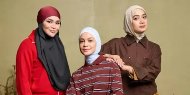 Sivia Azizah dan Ayudia Bing Slamet: Hijab UNIQLO Bukti Berhijab Tetap Fashionable