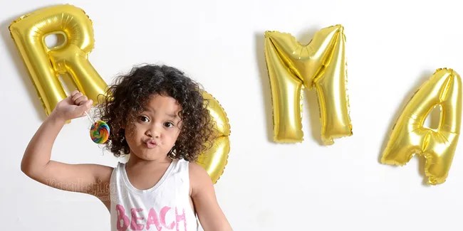 So Cute! Romaria Sering Gagal Fokus Jika Ada Iqbal CJR