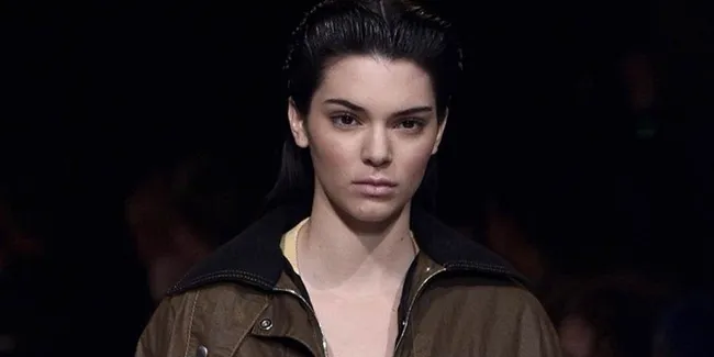 Sofia Richie Hang Out Bareng Anak Kourtney Kardashian, Kendall Jenner Beri Sindiran