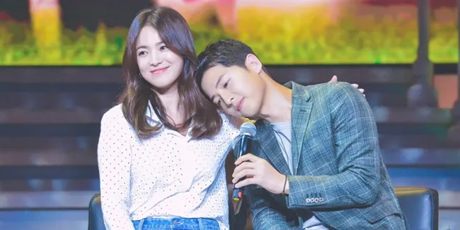 Song Song Couple Reuni di Satu Tahun 'Descendants of the Sun'