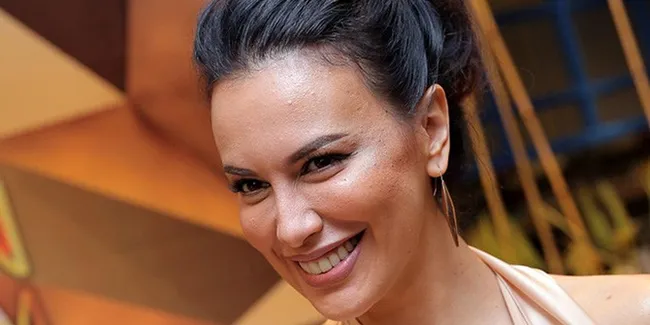 Sophia Latjuba Ungkap Kegembiraannya Bisa Manggung Bareng Ariel Yang Satu Ini