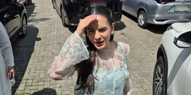 Steffi Zamora Terharu di Momen Siraman & Pengajian Syifa Hadju