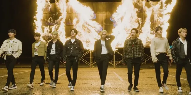 Stray Kids Rilis MV untuk Mini Album Jepang Pertama 'All In', Pancarkan Pesona Bad Boy Pujaan Wanita