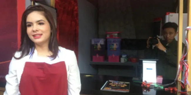 Suka Makanan Pedas, Steffi Zamora Buka Bisnis Seblak