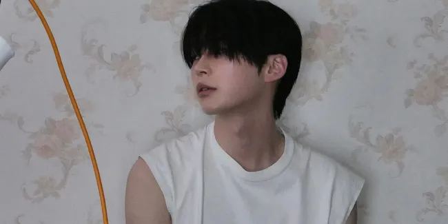 Sung Hanbin ZEROBASEONE Debut Solo Bulan Oktober, Member Pertama di Grup