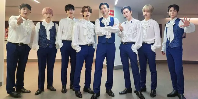 SUPER JUNIOR Rampungkan Konser di Vietnam