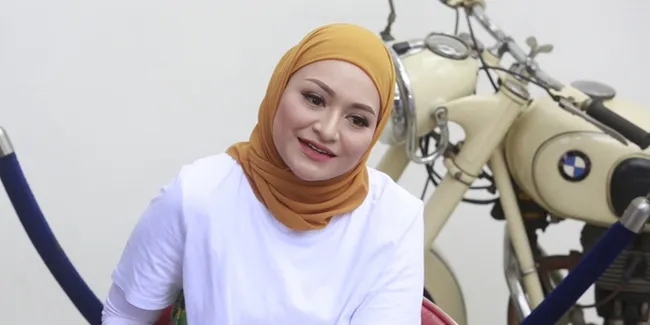 Tahu Nathalie Holscher dan Adzam Gabung di Ekomando Management Artis, Begini Komentar Sule