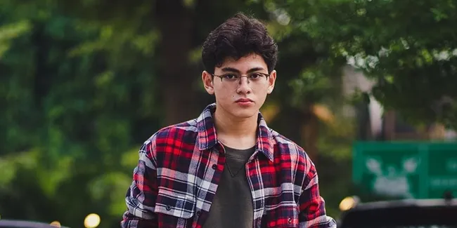 Tak Ambil Pekerjaan Saat Bulan Puasa, Ini Alasan Rey Bong Bintang Sinetron 'DARI JENDELA SMP'
