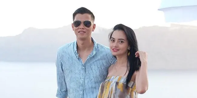 Tak Banyak yang Tahu, Ini Alasan Ririn Ekawati Pergi Umrah Saat Suami Sakit