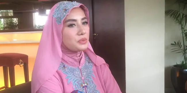 Tak Kuat, Shinta Bachir Ungkap Rumah Tangganya Bermasalah