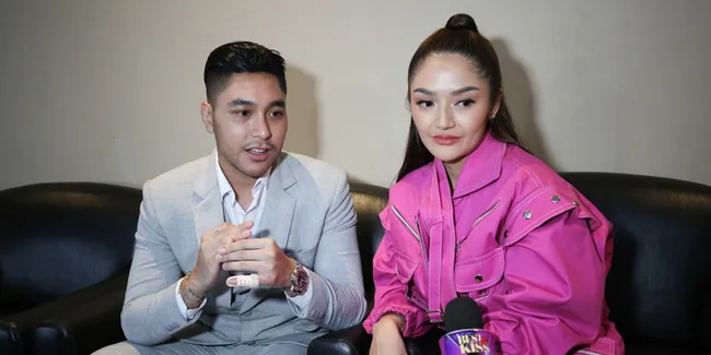 Takjub Lihat Penampilan Owan dan Novia di Panggung Grand Final Dangdut Academy 6, Begini Pesan Siti Badriah Untuk Para Juara