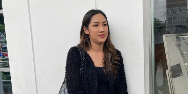 Takut Emosinya Tak Terkontrol, Tamara Tyasmara Sempat Tidak Mau Hadiri Sidang Kasus Kematian Putranya