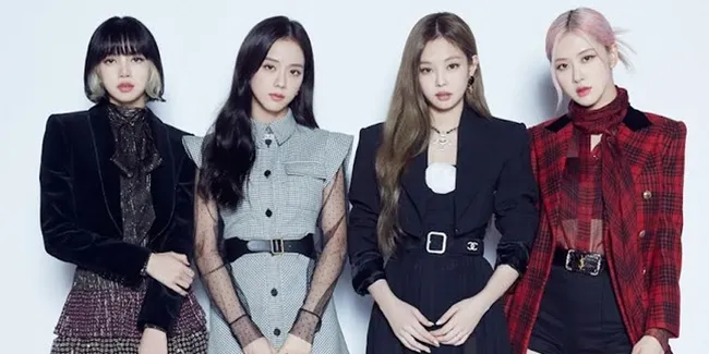 Tampil Cantik Paripurna Saat Konferensi Pers 'The Album', Intip Harga Outfit BLACKPINK yang Bikin Dompet Menjerit