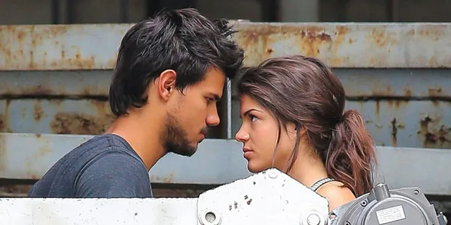 Taylor Lautner 'Jalin Kedekatan' Dengan Marie Avgeropoulos