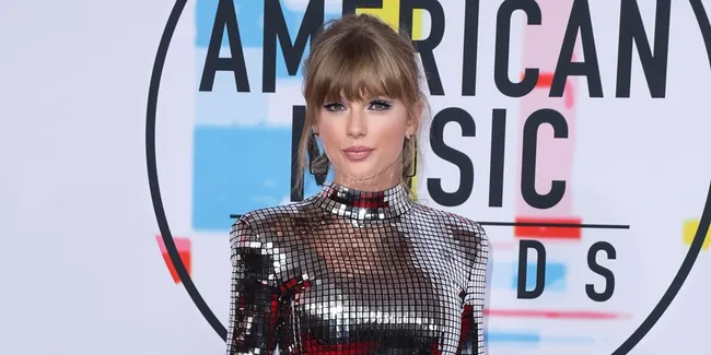 Taylor Swift Kembali Punya Musuh Baru, Kali Ini Scooter Braun Manager Bieber