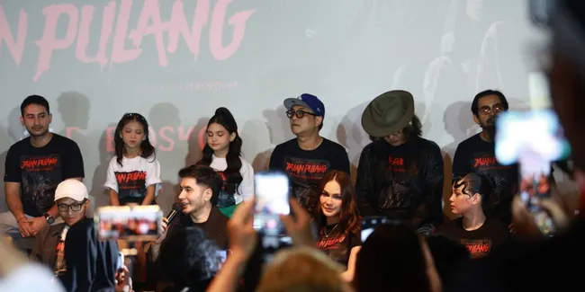 Teaser Perdana 'JALAN PULANG' Dirilis, Suguhkan Ketegangan Mistik Dengan Drama Keluarga yang Kuat