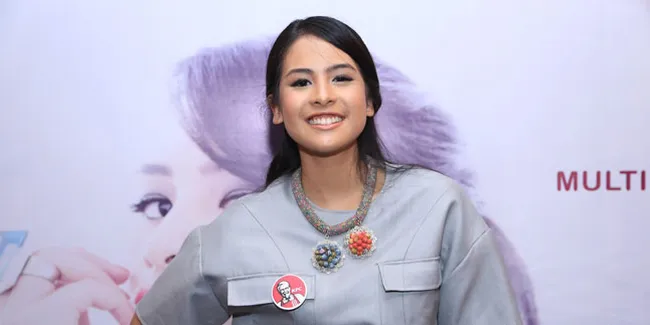 Temani PM Inggris Saat ke Indonesia, Maudy Ayunda Bangga & Happy